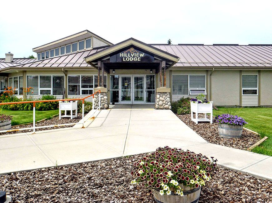 photo of Hillview Lodge entrance